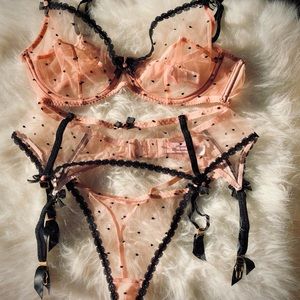 Agent Provocateur Poppie point d'esprit tulle